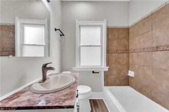 Building Photo - 428 E 148th St