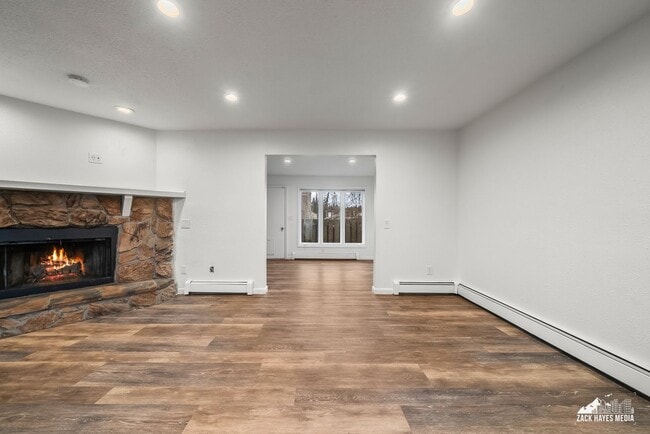 Building Photo - 6627 Zurich St