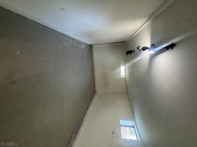 Building Photo - 30 Brinkerhoff St