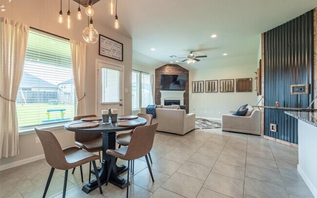 Building Photo - 4051 Prairie Landing Ln