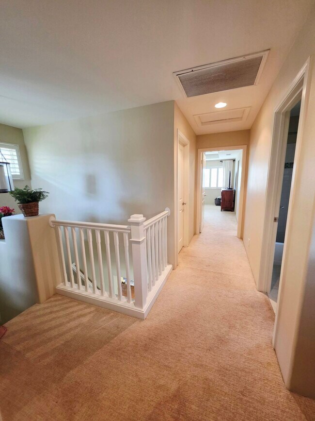 Building Photo - 91-1240-1240 Kaileolea Dr