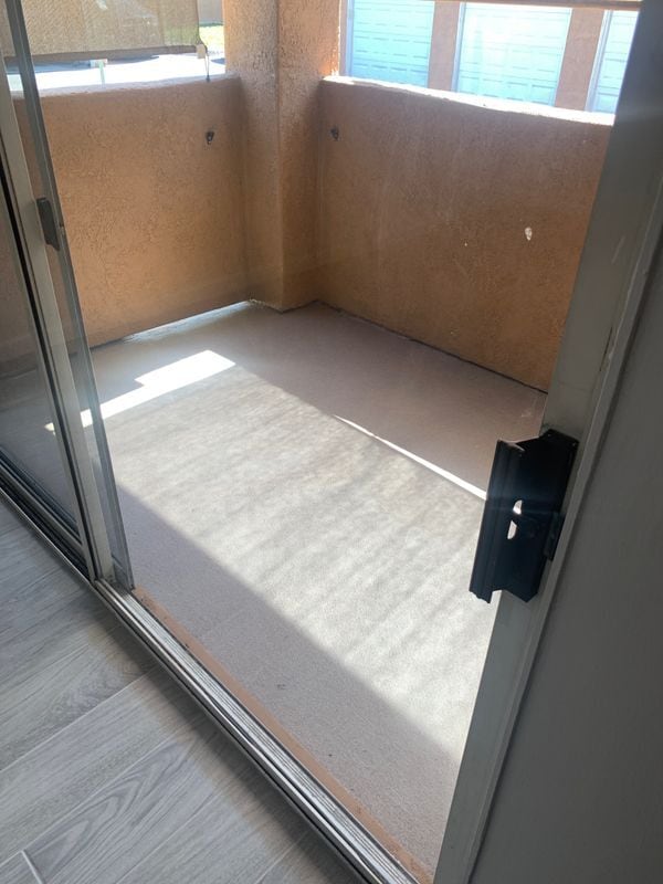 Building Photo - 16377 Lakeshore Dr