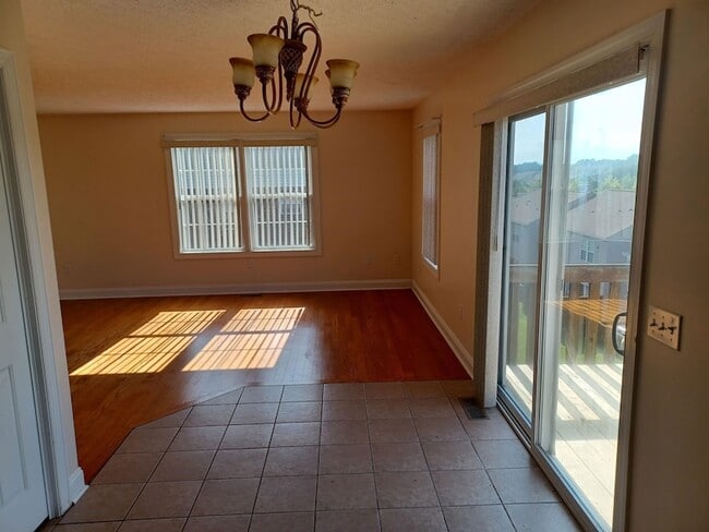 Building Photo - 365 Tall Oak Blvd NW