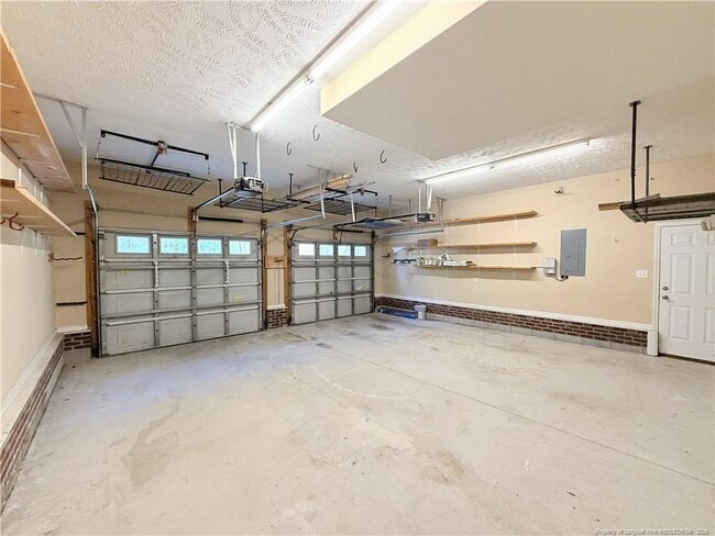 Building Photo - 3083 Carolina Way