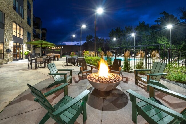 Building Photo - Northlake Lofts