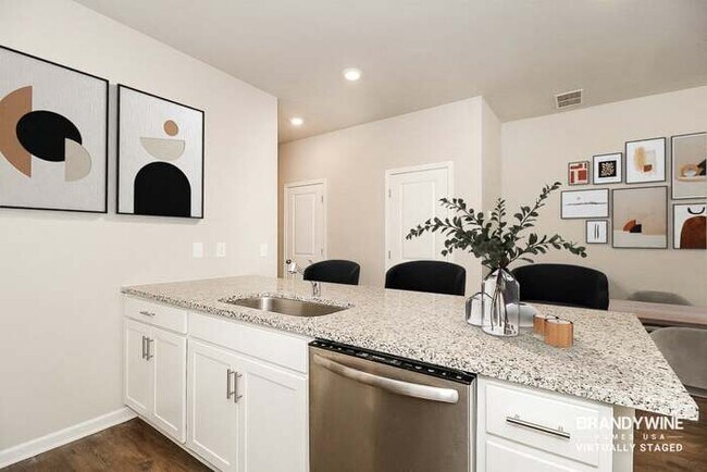 Building Photo - 131 Crestview Wy