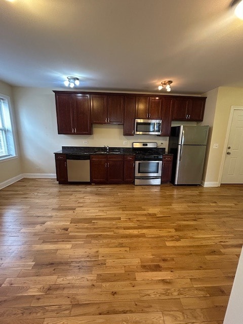 Building Photo - 4554 W George St