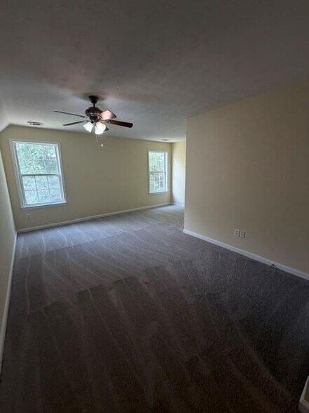 Building Photo - 529 Summerbrooke Ct