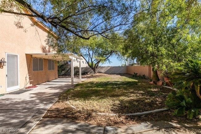 Building Photo - 8447 Brody Marsh Ave