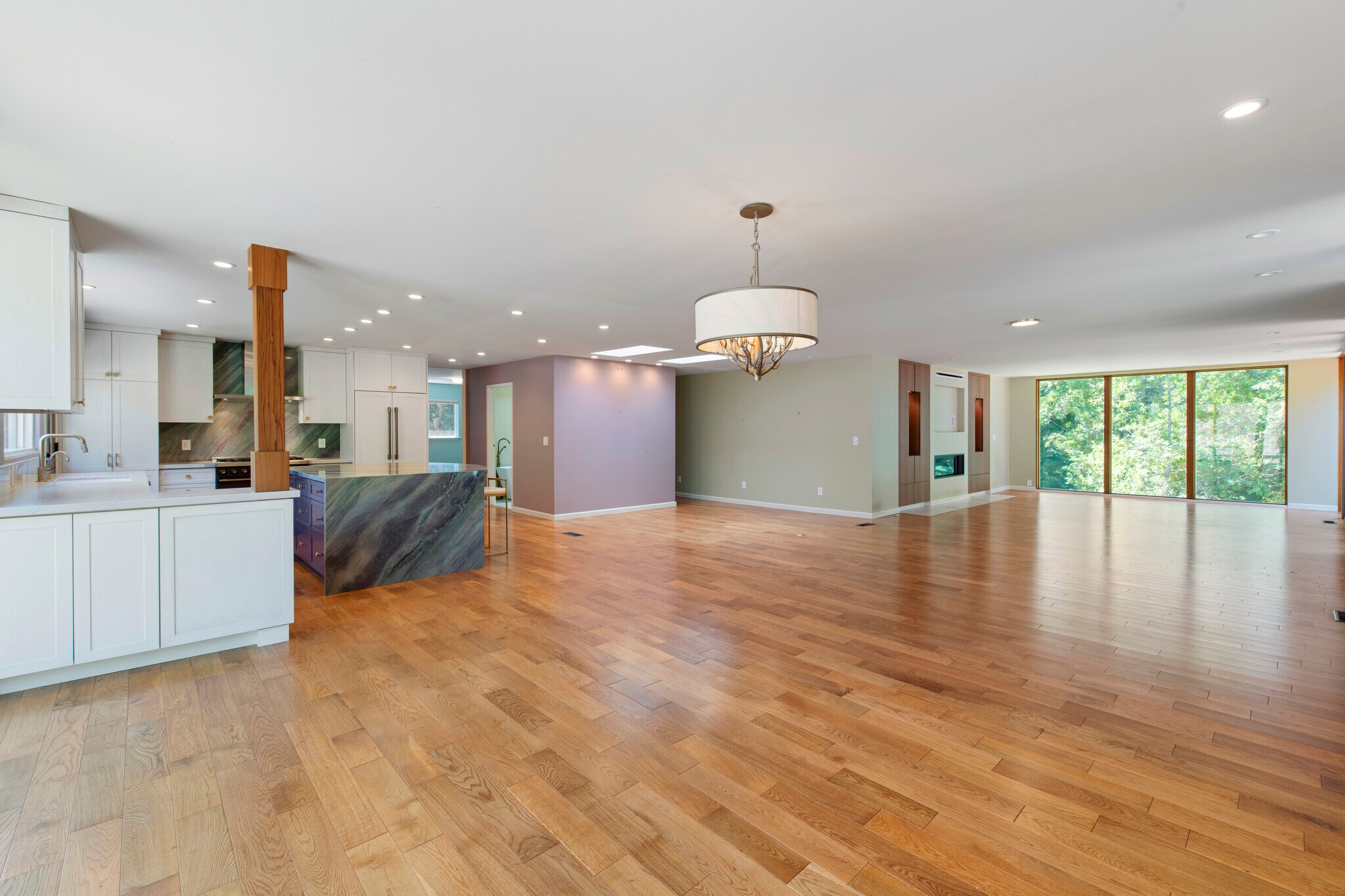 Building Photo - 1200 Mountain Home Rd