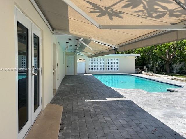 Building Photo - 5881 SW 15th St