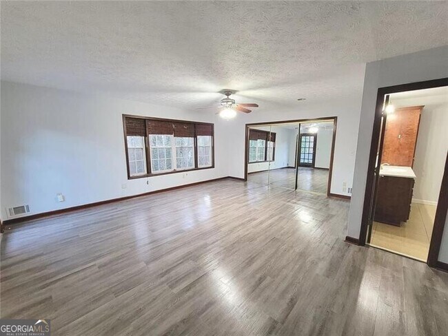 Building Photo - 1767 Bear Cave SW