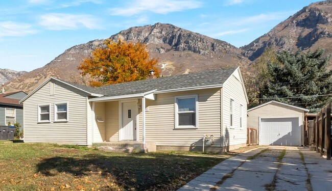 Primary Photo - Darling Updated Provo Cottage