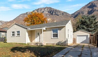 Building Photo - Darling Updated Provo Cottage