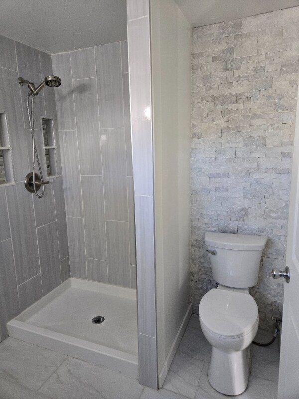 Building Photo - 131 2nd St