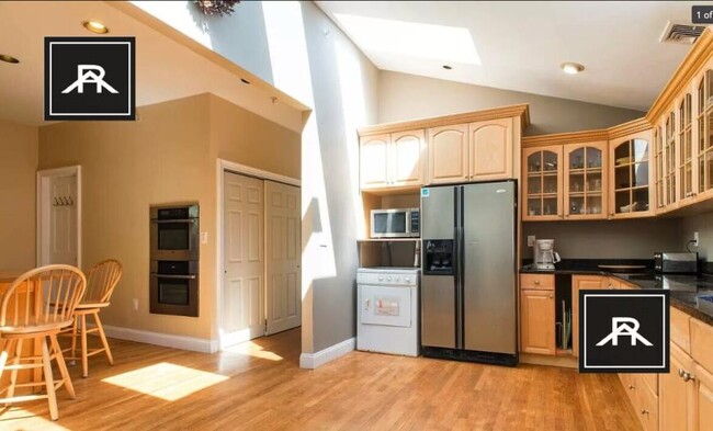 Primary Photo - 4 bedroom in Boston MA 02121
