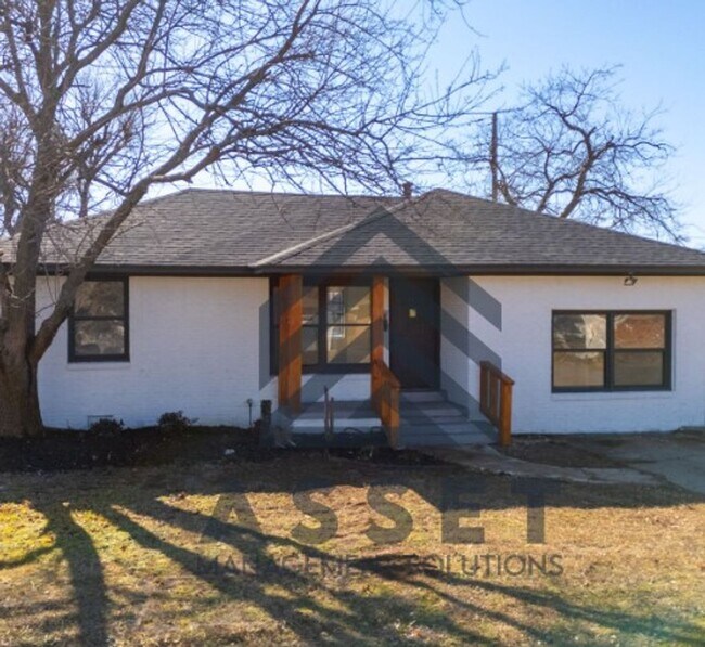 Building Photo - 3 Bedroom Rent to Own Home Available For Lease & Rent to Own!