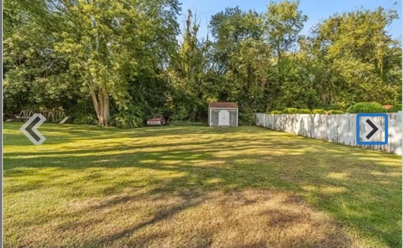 Building Photo - 11 Boyden St