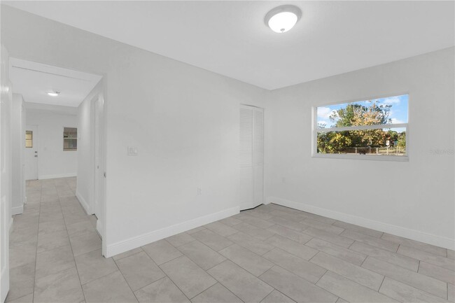 Building Photo - 14410 Sussex Dr