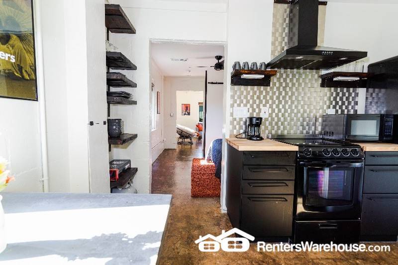 Building Photo - 958 Smith St SW