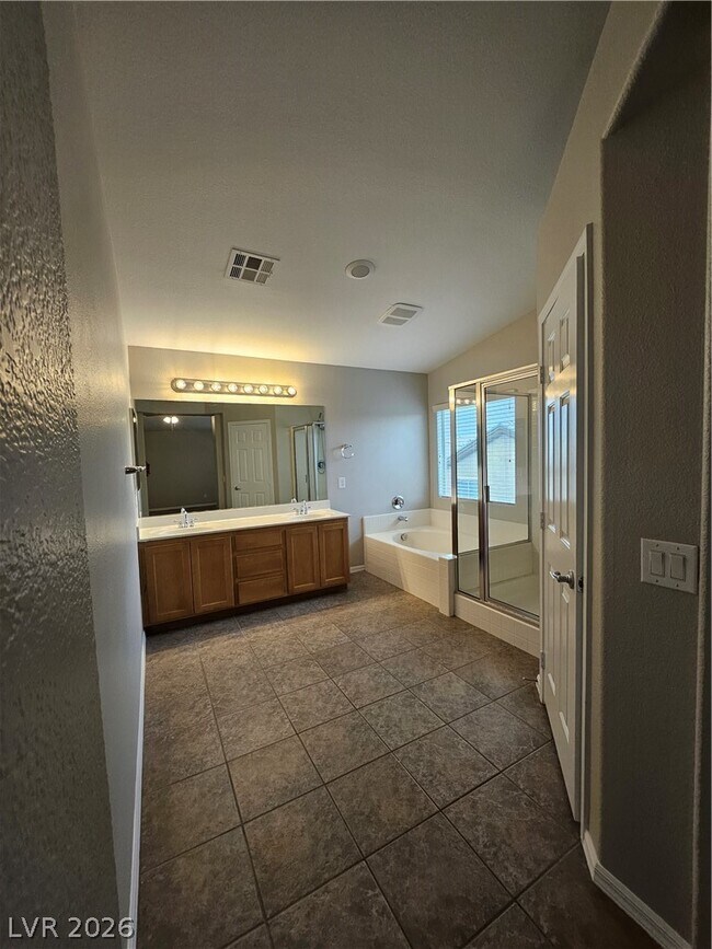 Building Photo - 520 Foster Springs Rd