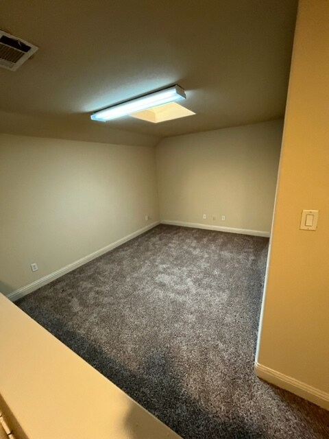 Building Photo - 201 Seva Ct
