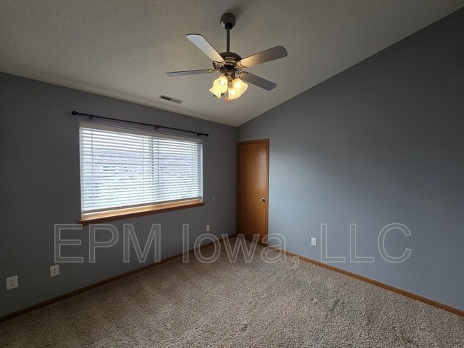 Building Photo - 147 Alydar Dr