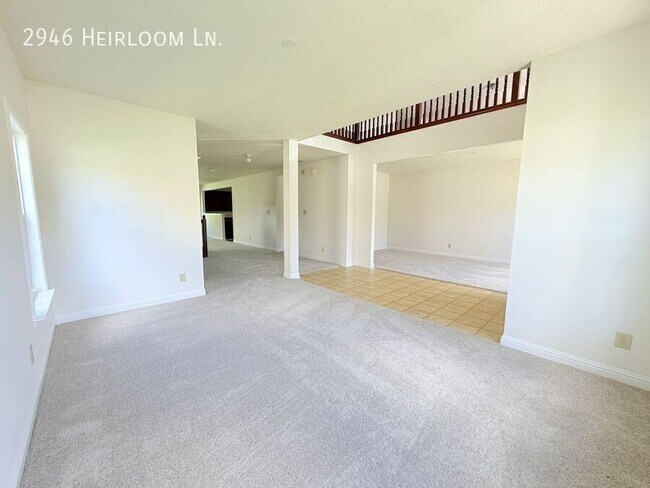 Building Photo - 2946 Heirloom Ln
