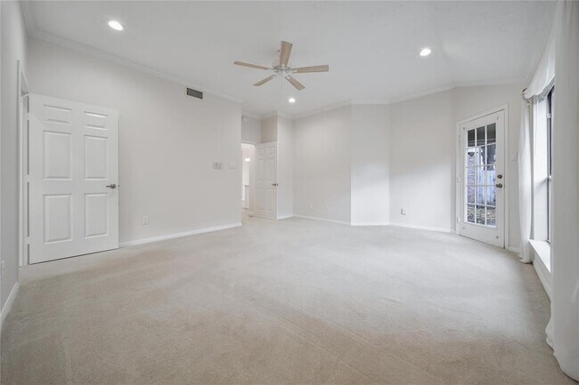 Building Photo - 14127 Highcroft Dr