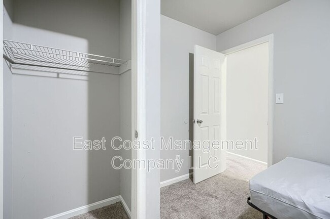 Building Photo - 2308 Jefferson St