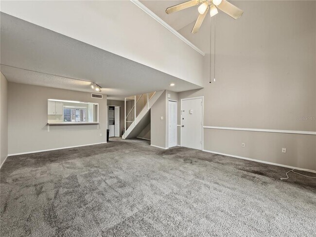 Building Photo - 566 Orange Dr