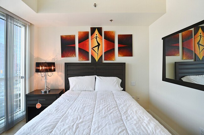 Building Photo - Sky Las Vegas 2107-Stunning 2Bd/2Ba Residence with Magnificent Views