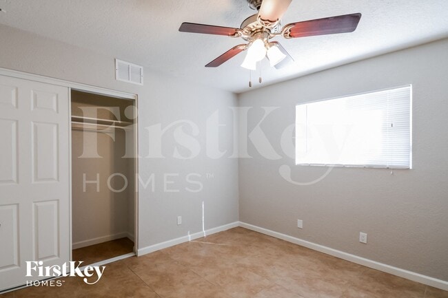 Building Photo - 18216 N 24th Dr