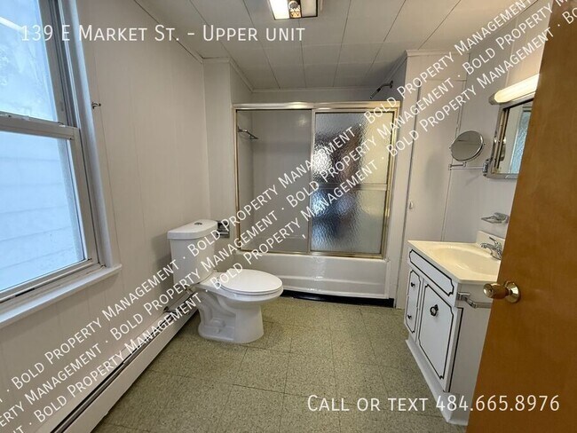 Building Photo - 139 E Market St