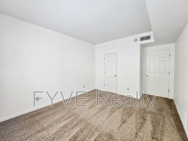 Building Photo - 6820 Hwy 70 S