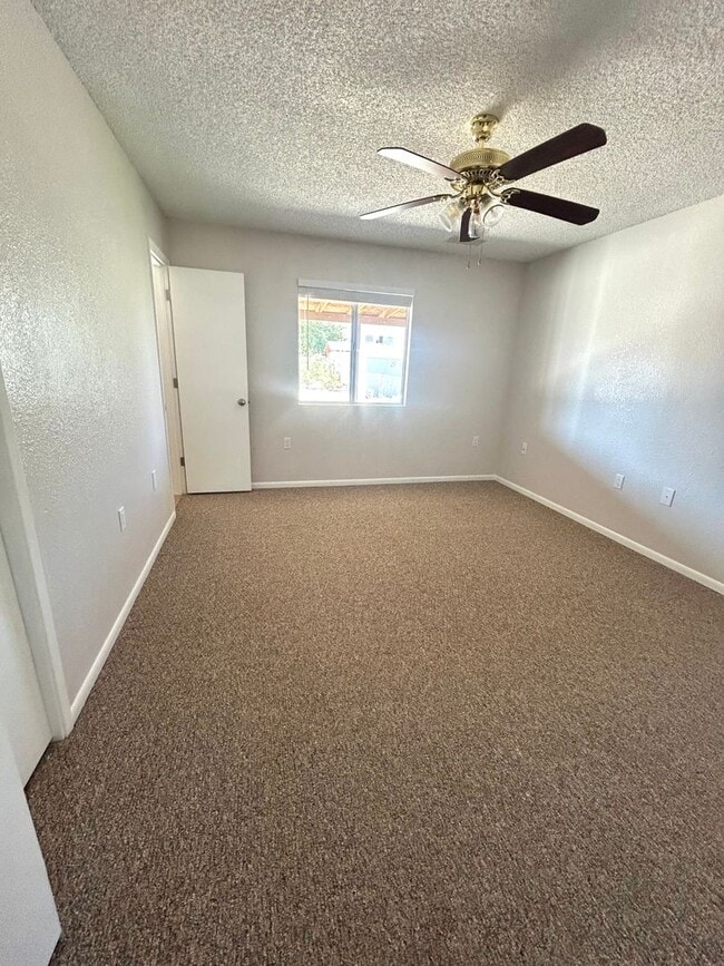 Building Photo - **MOVE-IN Special ** Beautiful 3 Bedroom/ 2 Bathroom Home In Downtown 29 Palms