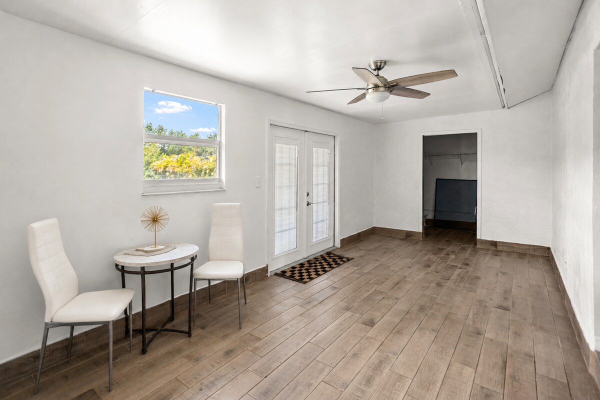 Building Photo - 17370 W Carnegie Cir