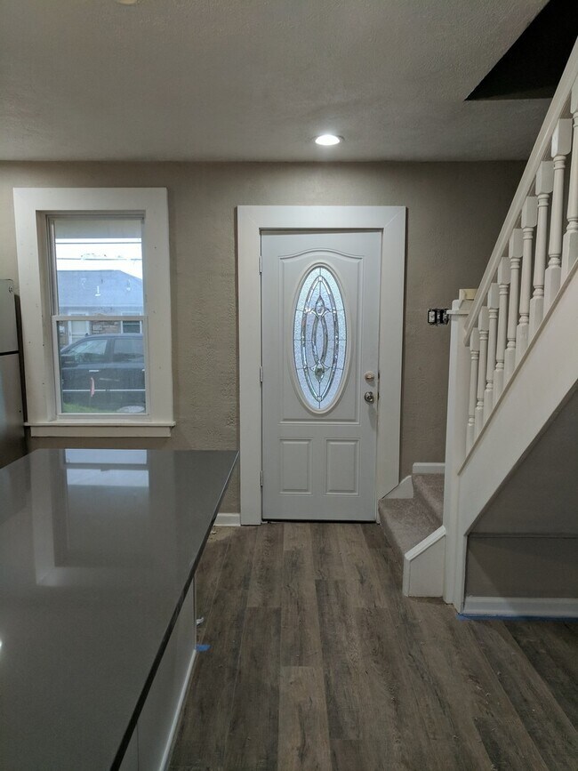 Building Photo - *******2-bed/1-bath COMPLETELY RENOVATED HOME FOR RENT in Bridgeville!*****