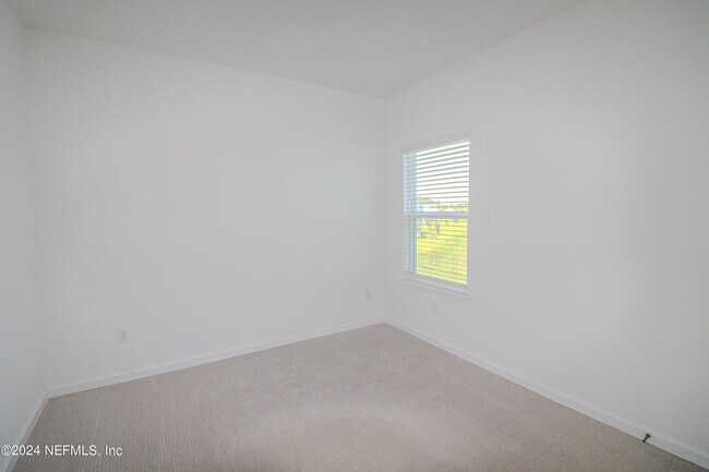 Building Photo - 483 Stargaze Ln
