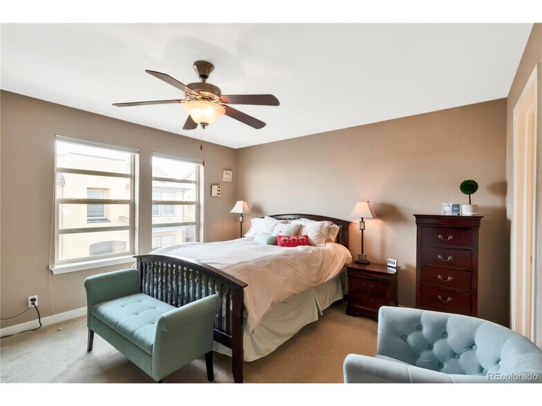 Building Photo - 513 S Vance Ct