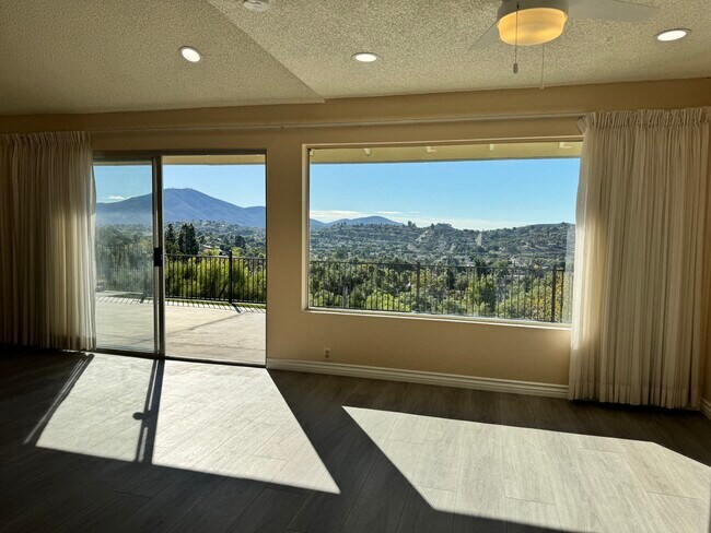 Building Photo - 9941 Mozelle Ln