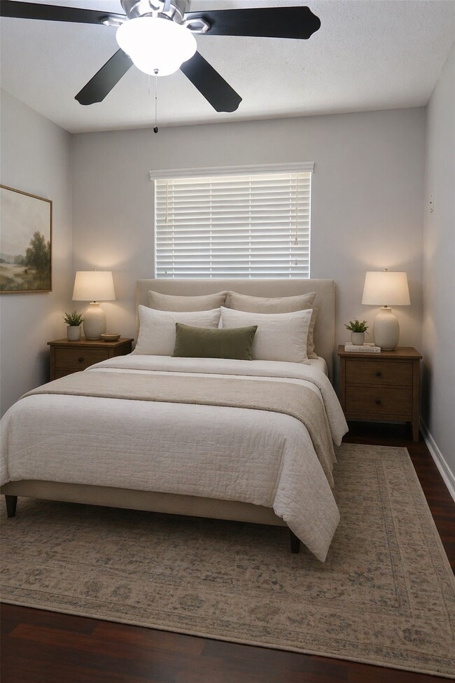 Building Photo - 7507 Sunny Oaks Way