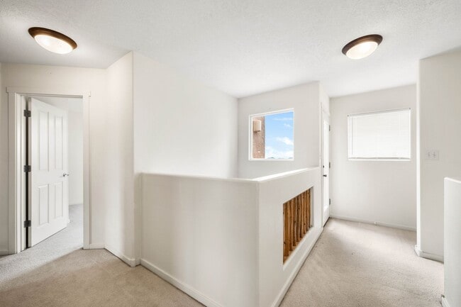 Building Photo - Spacious Two-Story Retreat