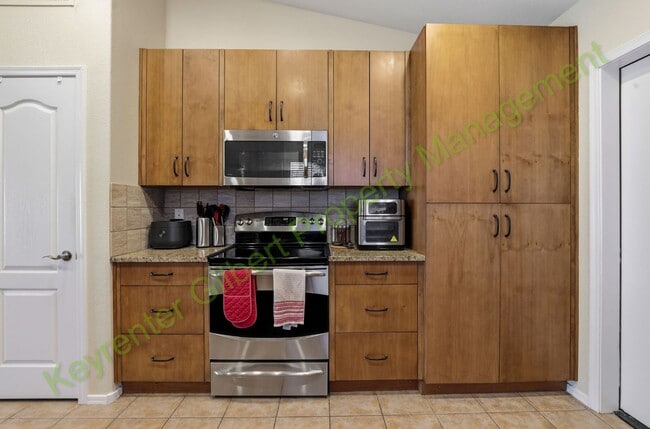 Building Photo - Resort-Style Living with Private Pool in Prime Chandler Location