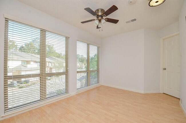 Building Photo - 12625 Memorial Dr