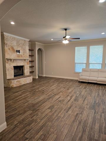 Building Photo - 225 White Willow Wy