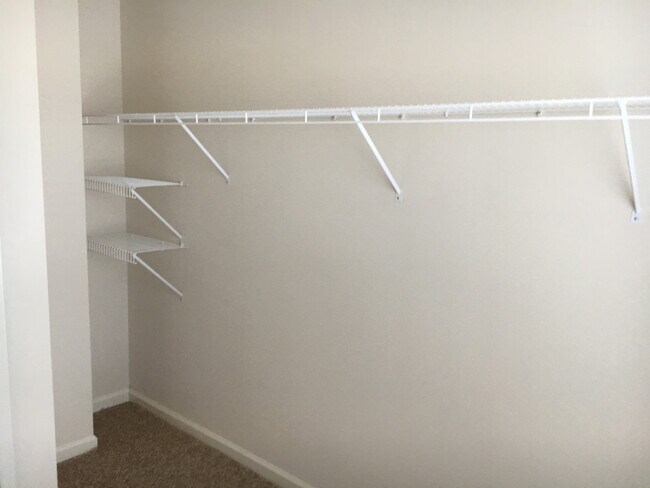 Building Photo - Doss Ferry Community – Kimberly, AL | 2-Story Home Built in 2017 | 3 Bedrooms, 2.5 Baths | Fenced...