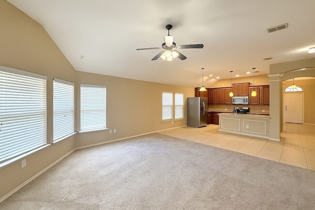 Building Photo - 1713 Lake Way Dr