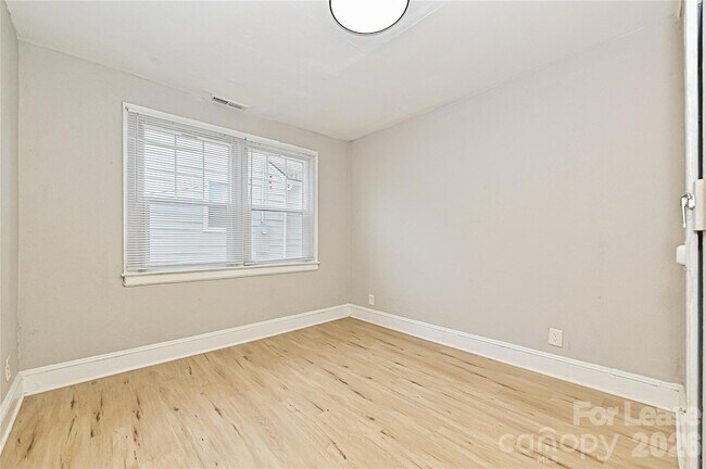 Building Photo - 3108 Rush Ave