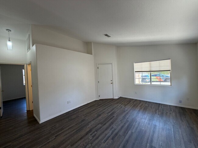 Building Photo - 6019 Full Moon Ave NW